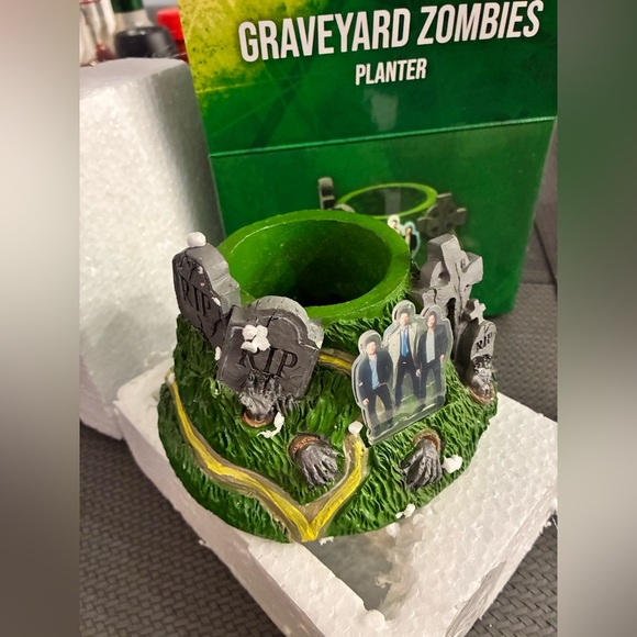 CultureFly Supernatural subscription Box - Picture 4 of 6